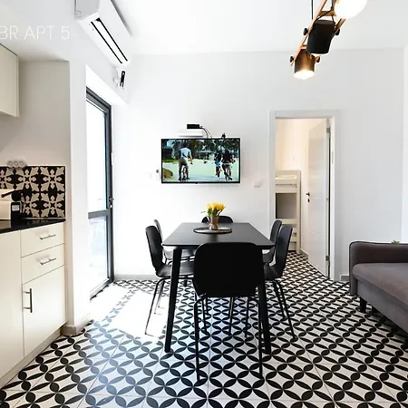 YalaRent Bazelet Apartments - for families&couples Tibériade Extérieur photo